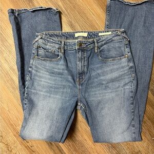 Boot-Cut Mid Wash Women's Jeans - Classic Blue Denim